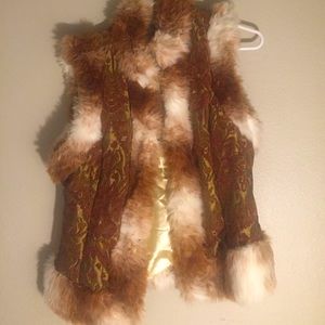 Vintage Vest- Fun in faux fur.